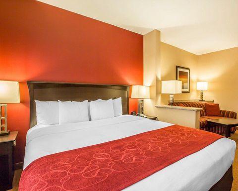 Comfort Inn and Suites Ontario California