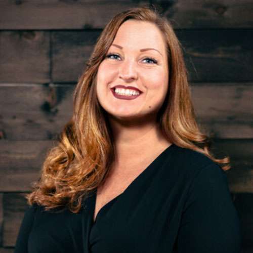 Speaker Tina Freitas headshot