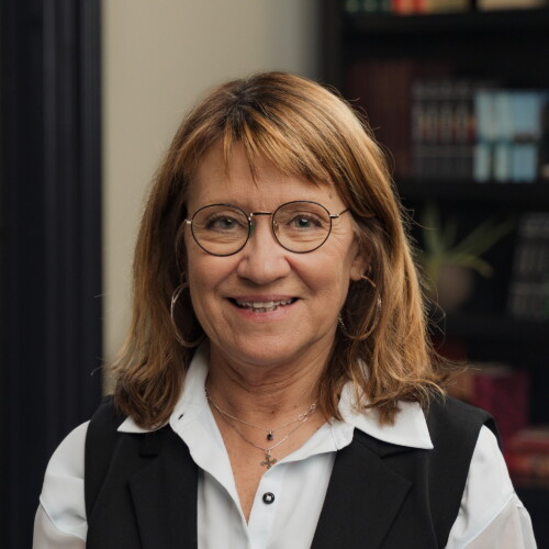 Tanya Charlton