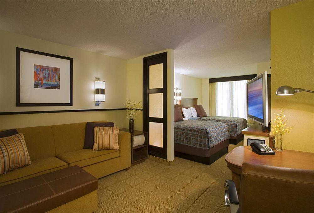 Hyatt Place Greenville/Haywood