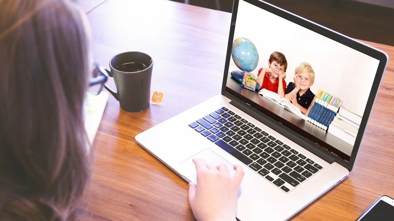 Kids on a laptop screen