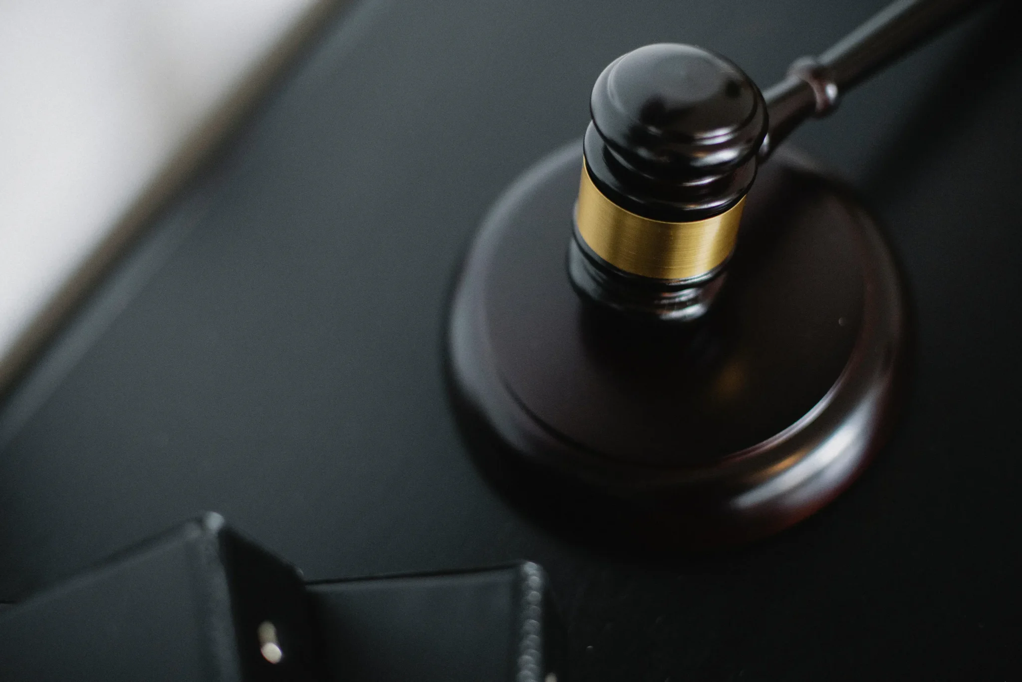 Image of a gavel and mallet