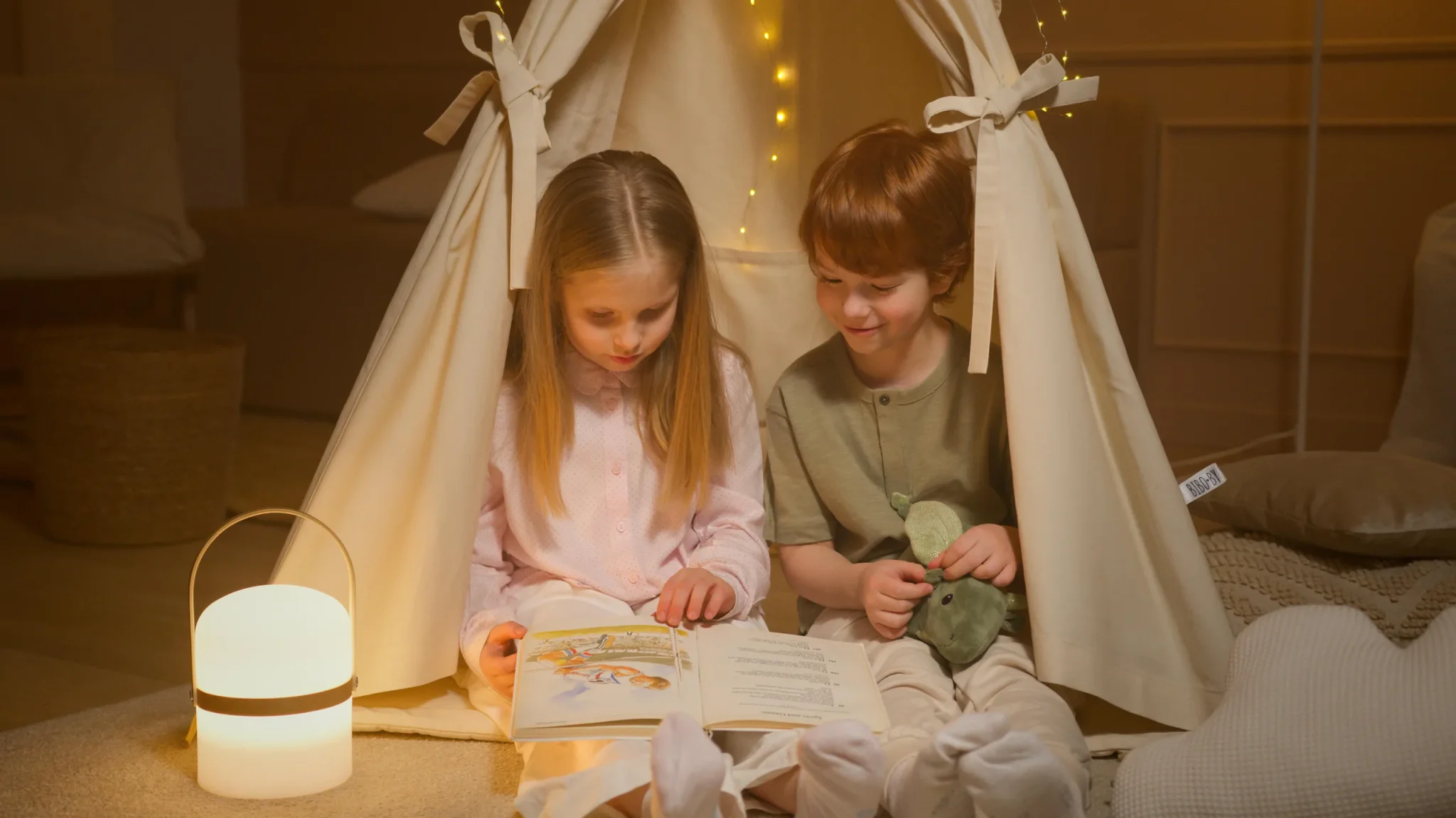 Two children reading